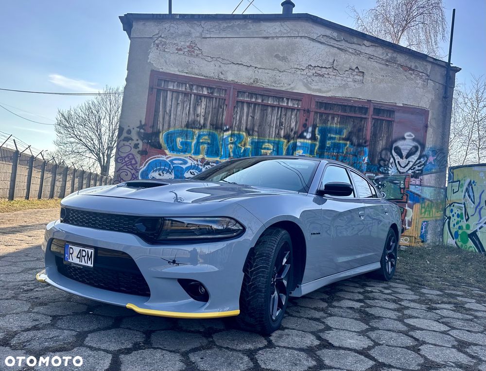 Dodge Charger 5.7 R/T - 8