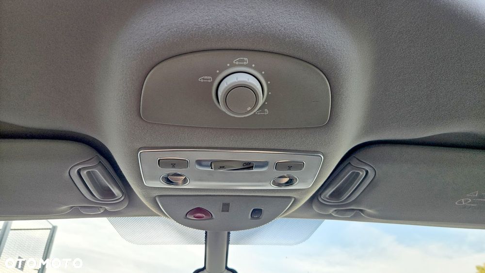 Renault Grand Espace 2.0 dCi Initiale - 21