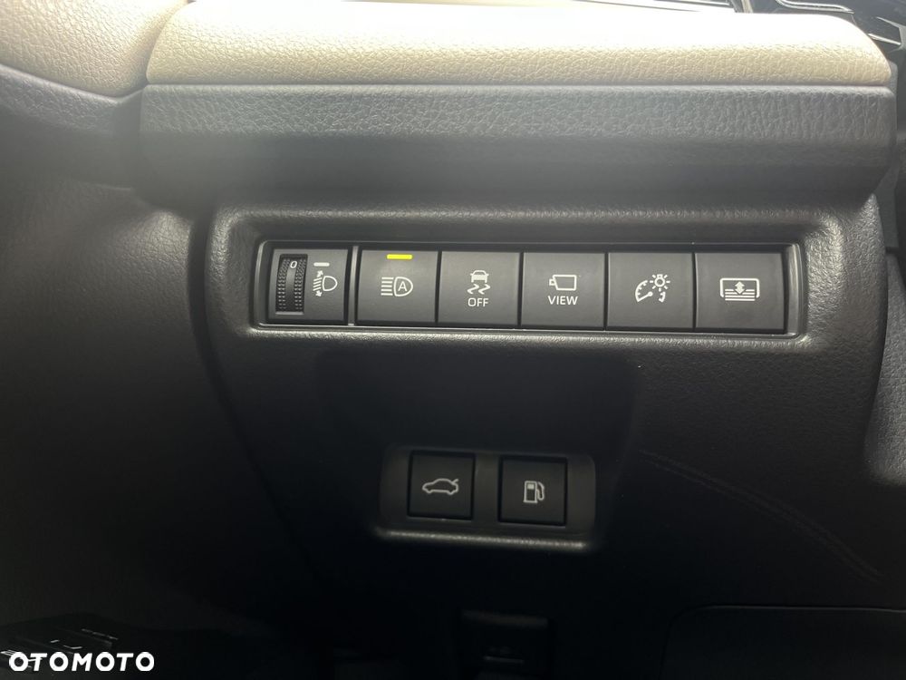 Toyota Camry - 15
