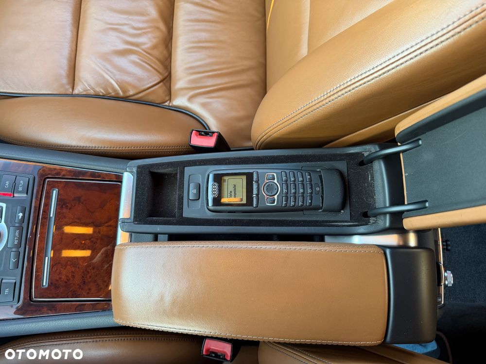 Audi A8 4.2 TDI Quattro - 25