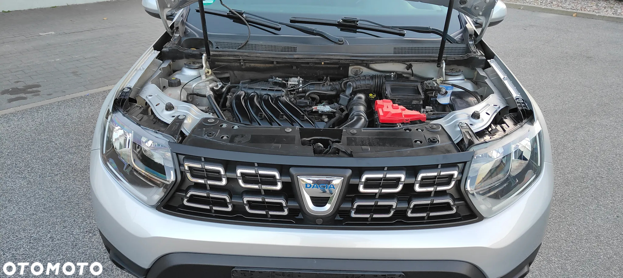 Dacia Duster 1.6 SCe Essential - 18