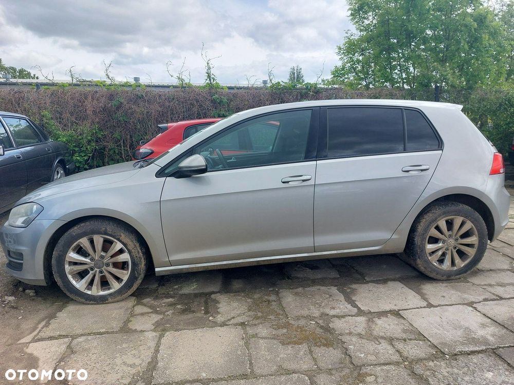 Volkswagen Golf - 3