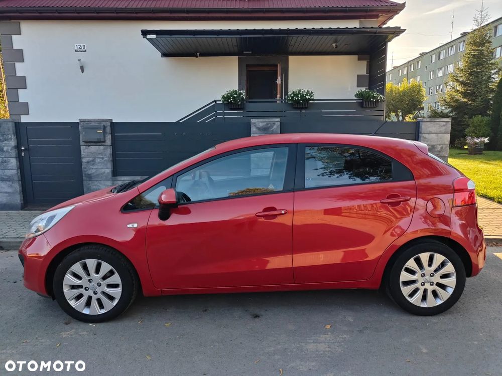 Kia Rio 1.2 Attract - 16
