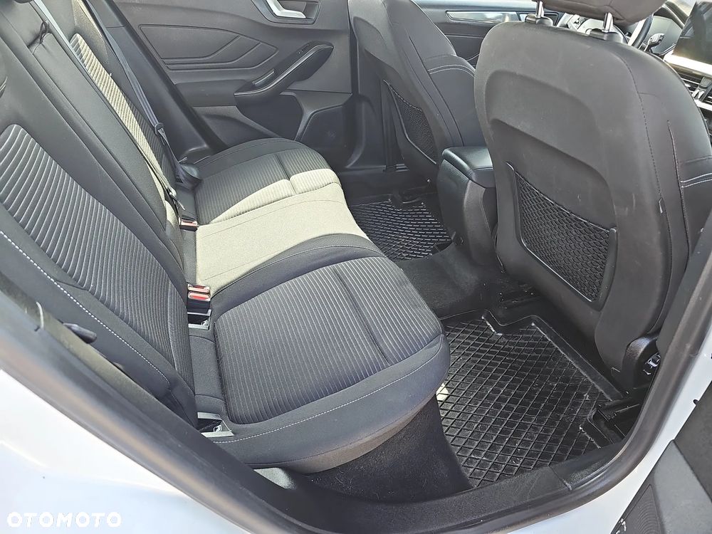 Ford Focus 1.5 TDCi Titanium PowerShift - 22