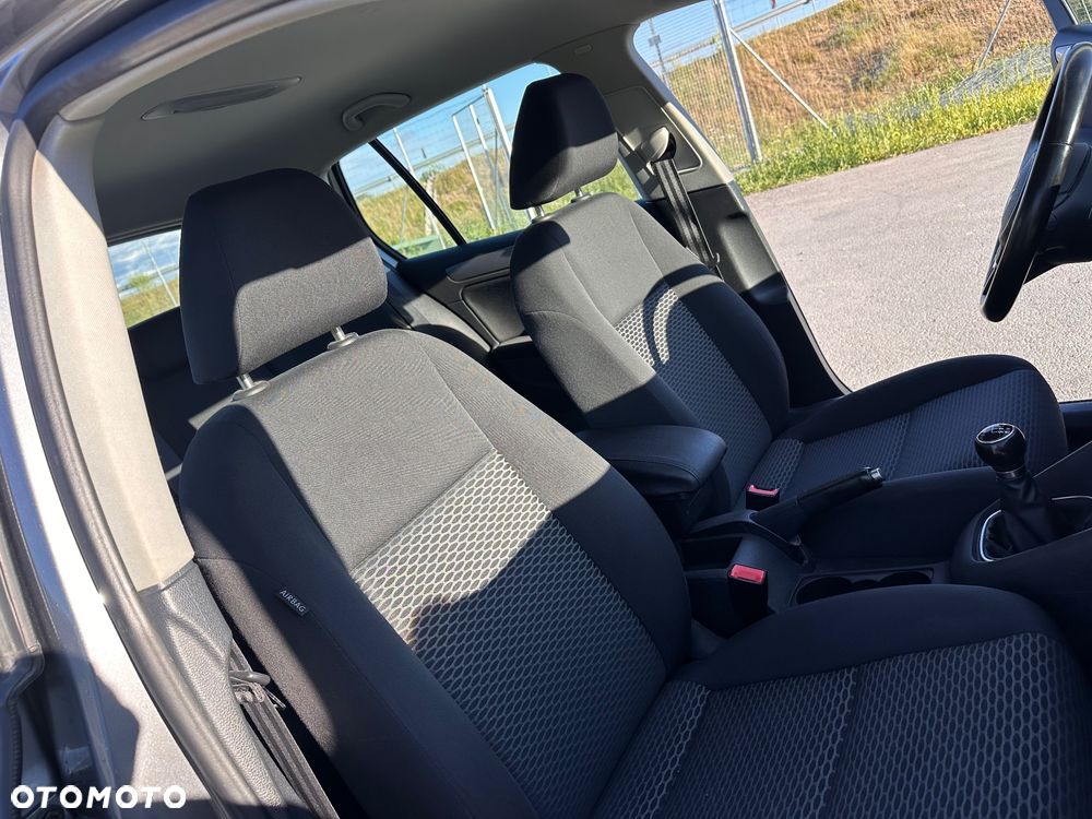 Volkswagen Golf - 21