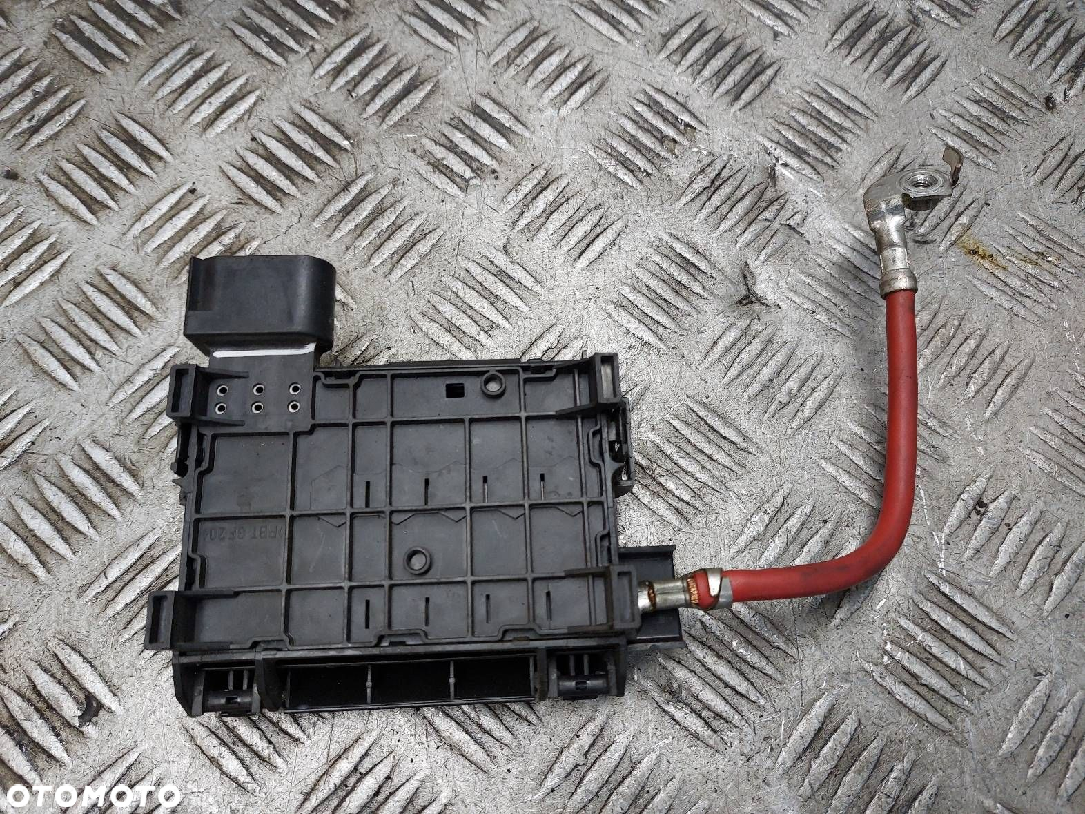 SKRZYNKA BEZPIECZNIKÓW AKUMULATORA SEAT LEON I 1.9 TDI 1J0937550AB - 2