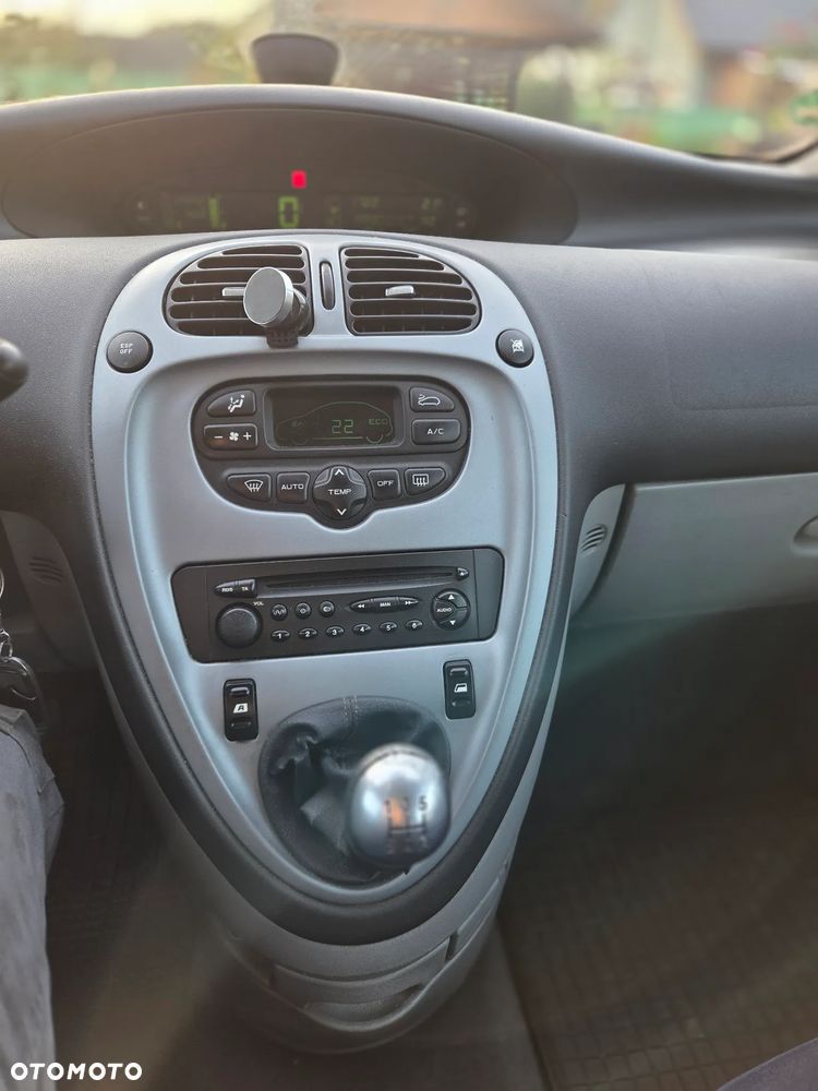 Citroën Xsara Picasso - 16