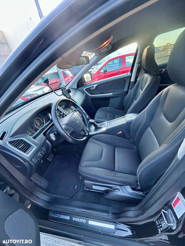 Volvo XC 60 D3 Kinetic - 17