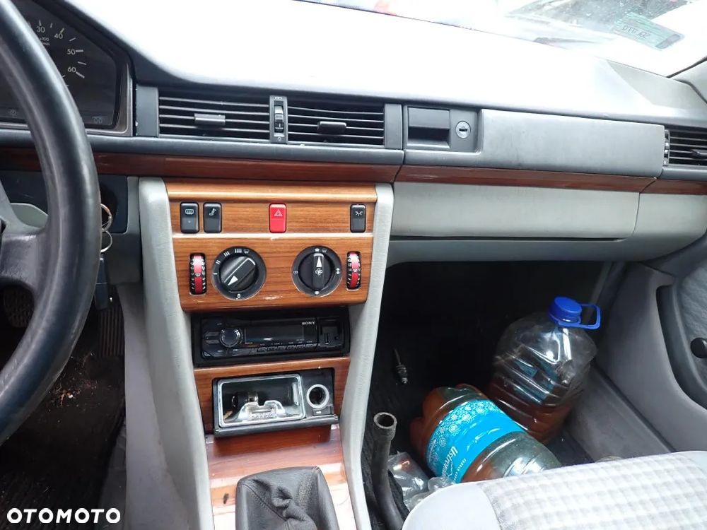 CZĘŚCI - Mercedes 124 2,5 D OM 602.912 90KM SEDAN 1991r. INDEX - 9685 - 8