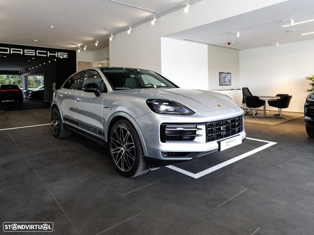 Porsche Cayenne Coupé E-Hybrid - 4