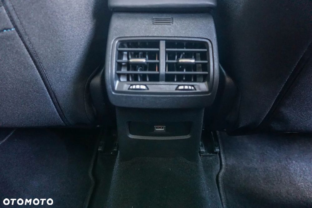 Citroën C4 1.2 PureTech Shine S&S EAT8 - 30
