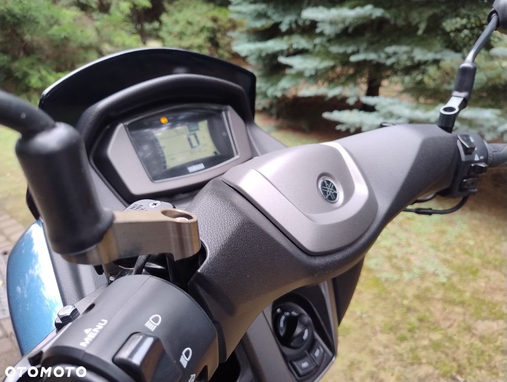 Yamaha NMAX - 9