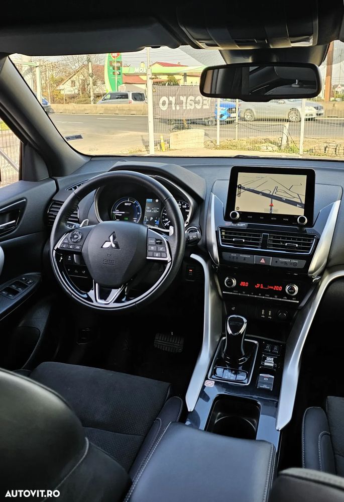 Mitsubishi Eclipse-Cross Plug-In Hybrid 4WD Plus Select - 5