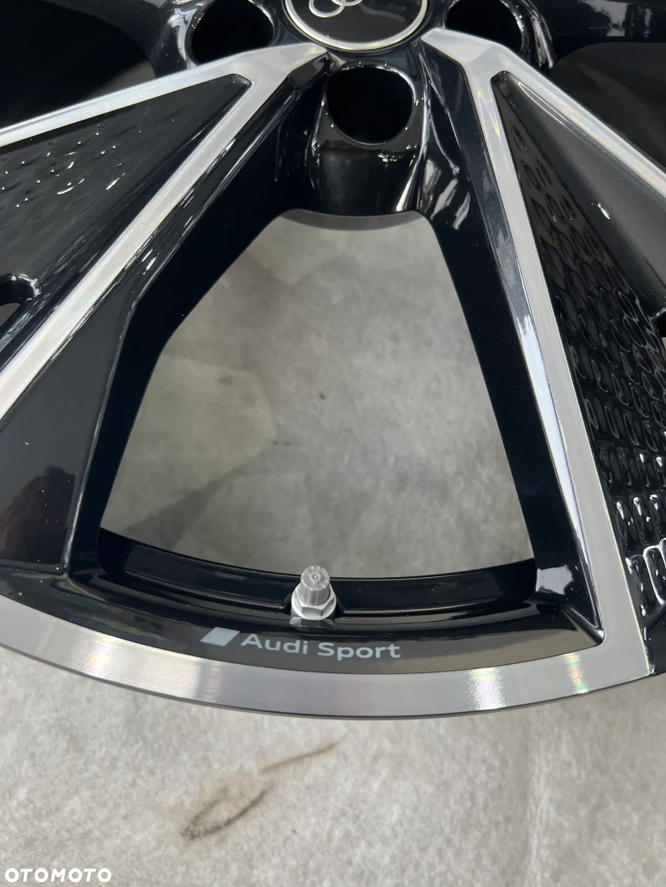 Felgi Audi A6 C8 Najnowszy model 21'' S-line łuska - 13