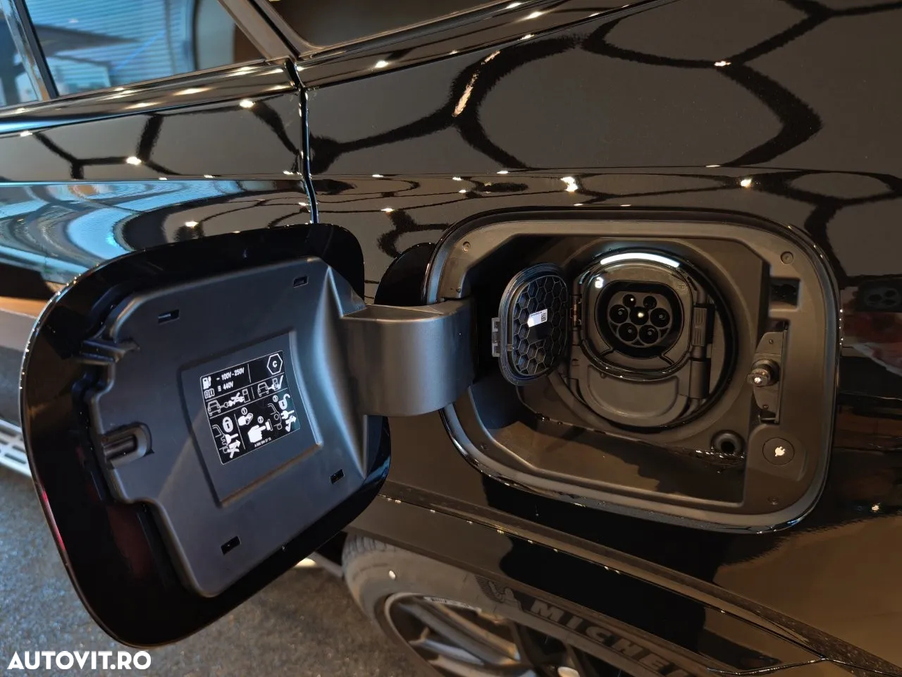 Mercedes-Benz GLE Coupe AMG 53 PHEV - 13