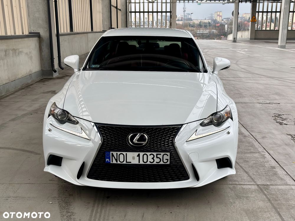 Lexus IS 200t F Sport - 3