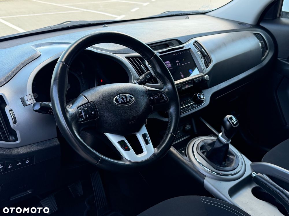 Kia Sportage 2.0 CRDI 184 4WD Fifa World Cup Edition - 34