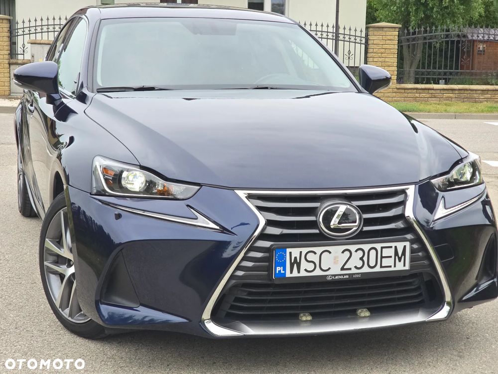 Lexus IS 200t / 300 Prestige - 2
