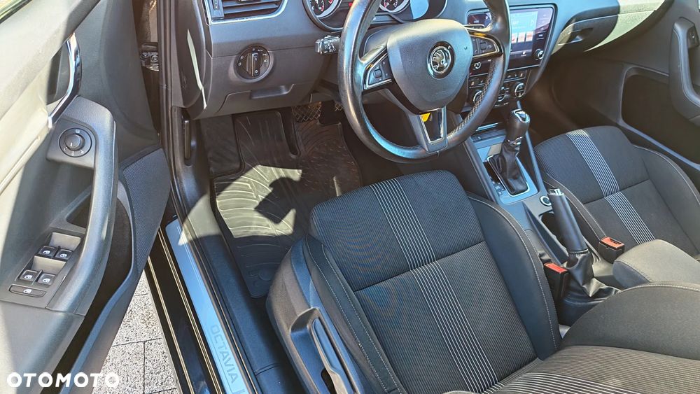 Skoda Octavia 1.4 TSI DSG Style - 24