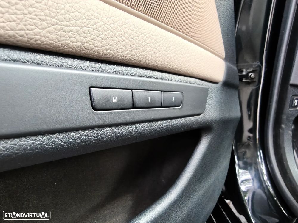 BMW 525 d Pack M - 14