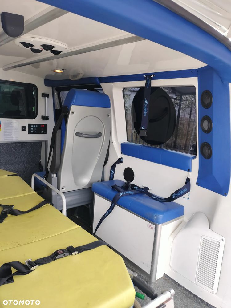 Volkswagen Transporter - 4