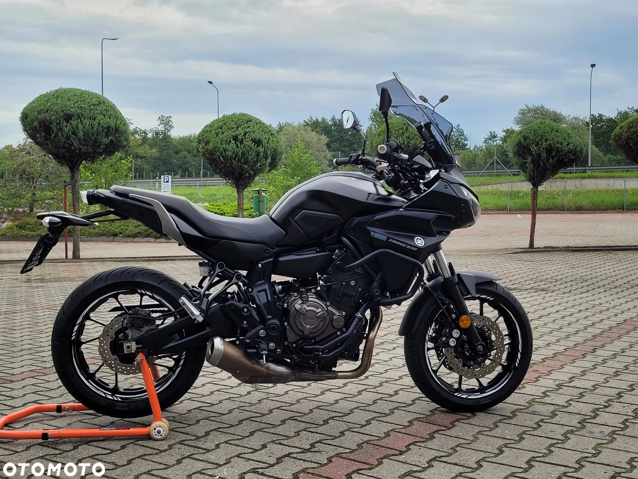 Yamaha MT - 7
