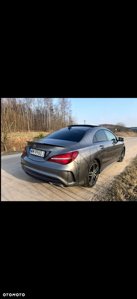 Mercedes-Benz CLA 220 4-Matic AMG Line - 7