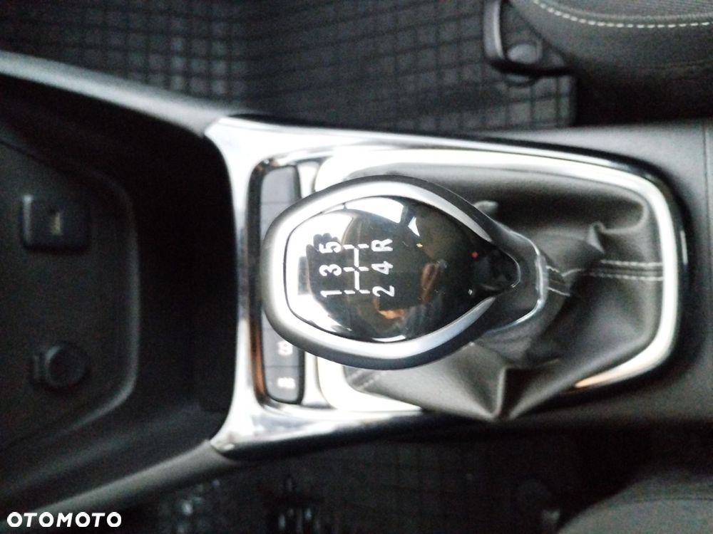 Opel Crossland X 1.2 Enjoy - 23