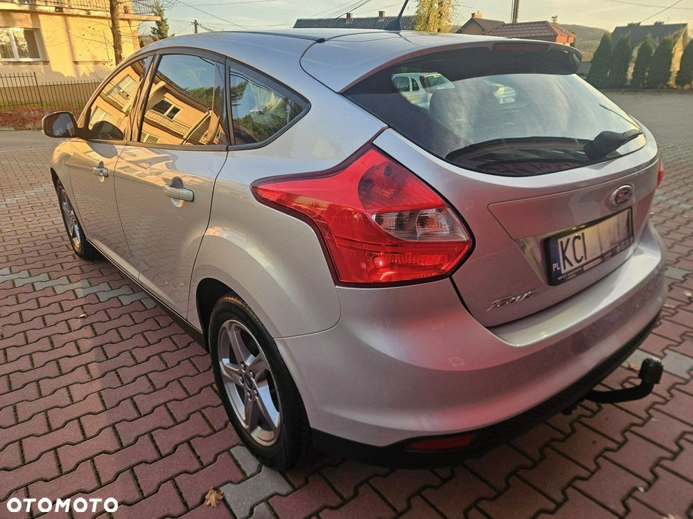 Ford Focus 1.6 Edition - 6