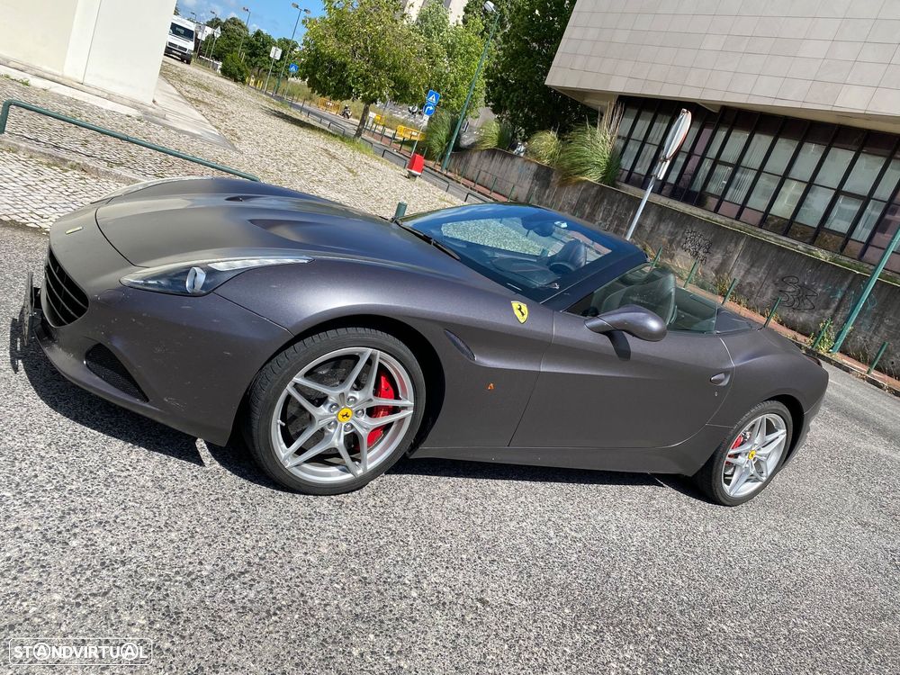 Ferrari California - 1