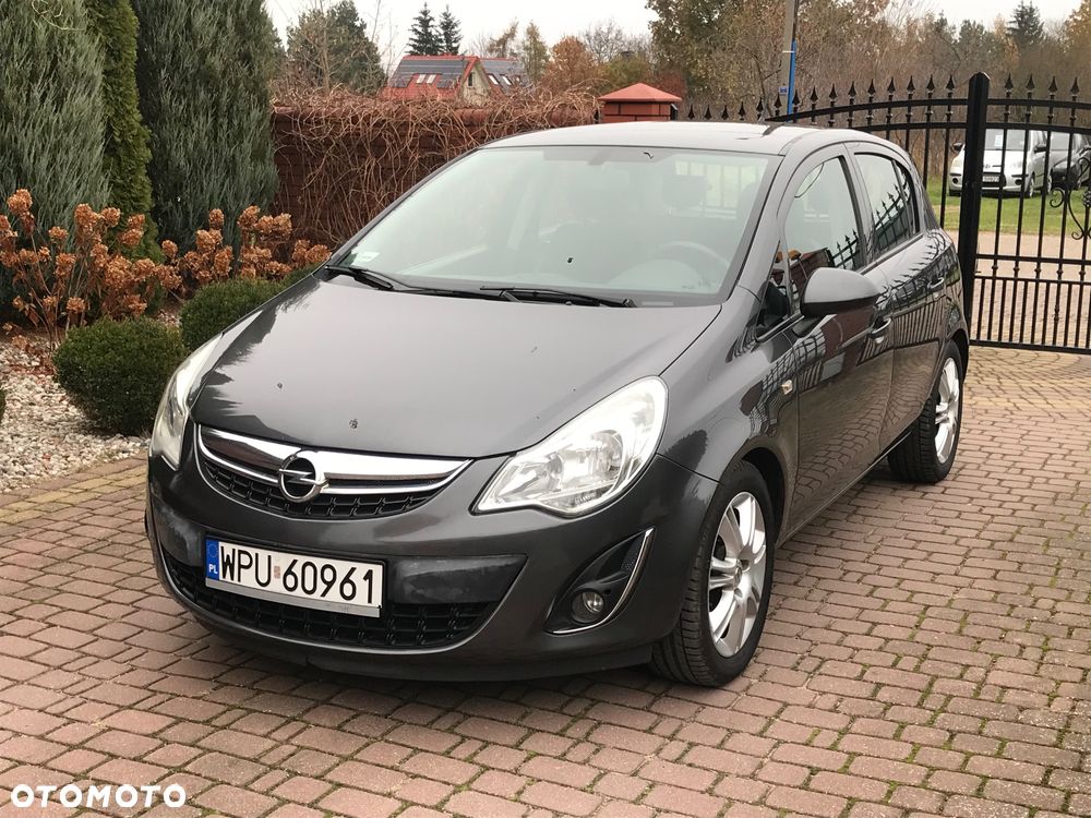 Opel Corsa 1.2 16V Cosmo - 1