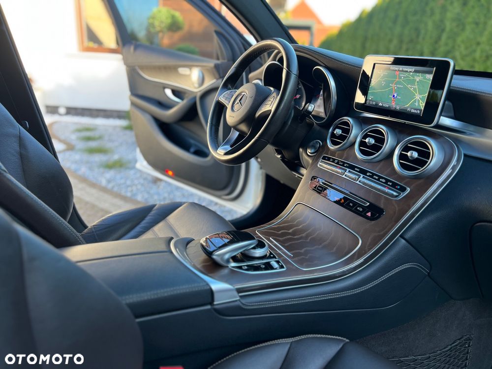 Mercedes-Benz GLC - 8