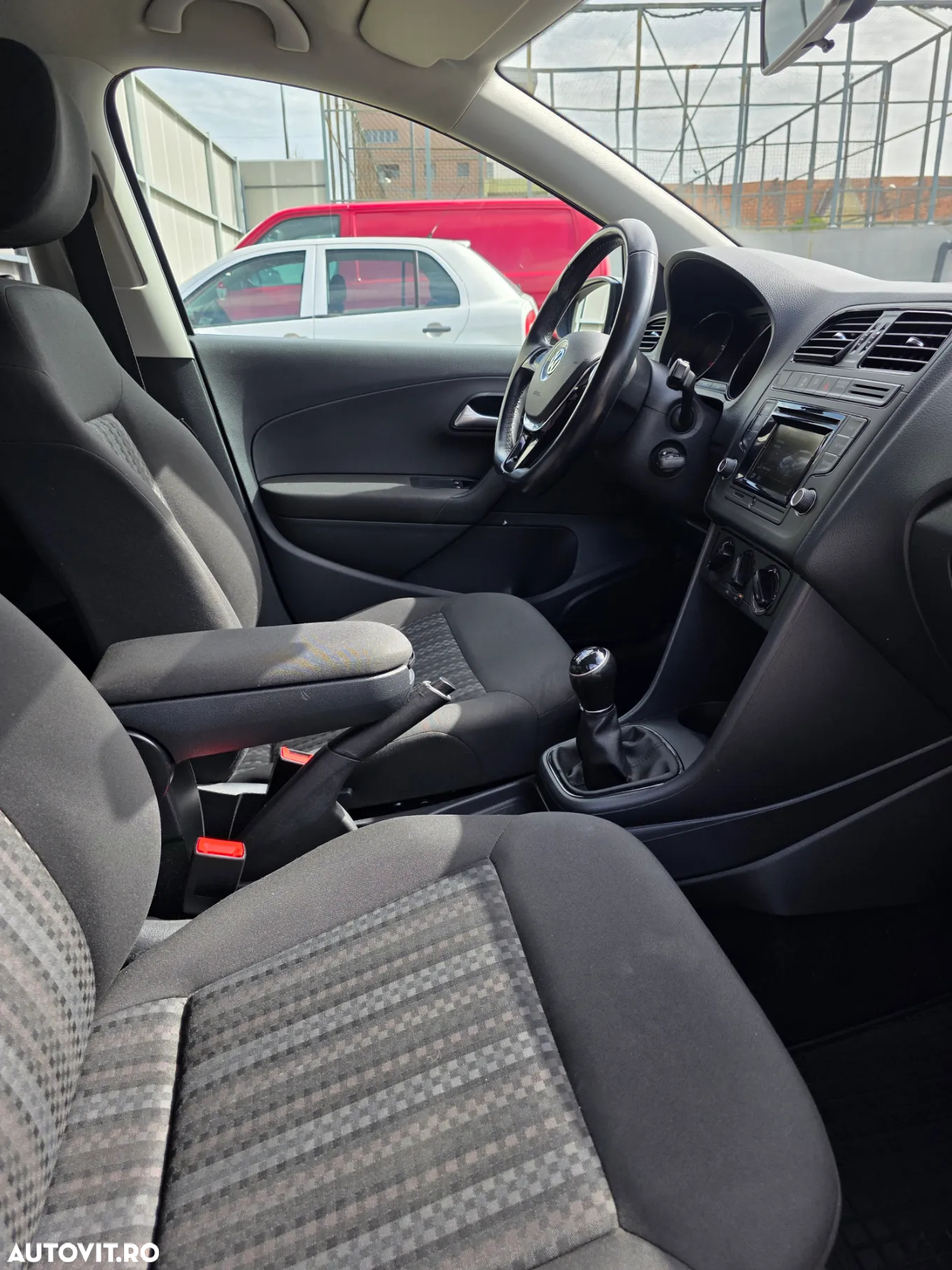Volkswagen Polo 1.0 (Blue Motion Technology) Comfortline - 8