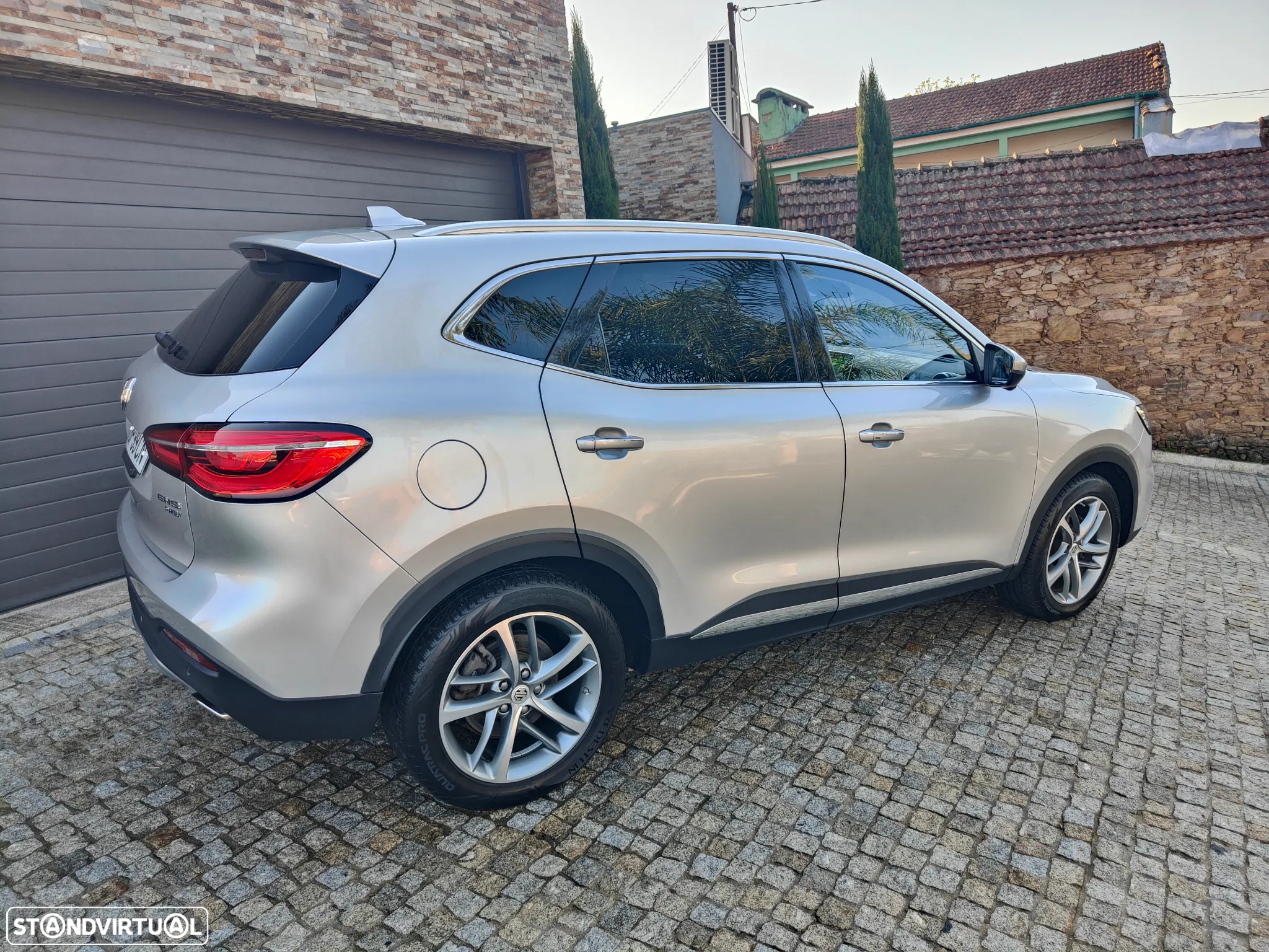 MG EHS 1.5 T-GDI Plug-in Hybrid Luxury - 3