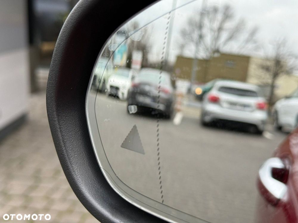 Mercedes-Benz CLA 200 4-Matic AMG Line 8G-DCT - 20