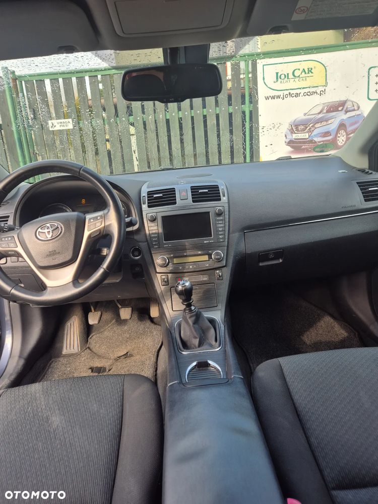 Toyota Avensis 2.2 D-4D Business Edition - 12