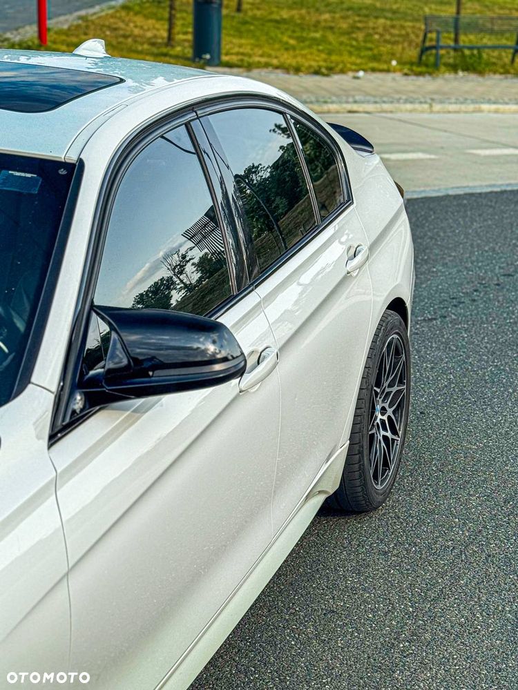 BMW Seria 3 328i xDrive - 2