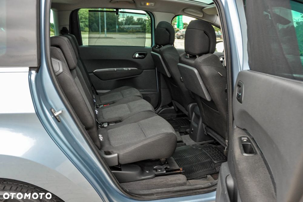 Peugeot 5008 - 12