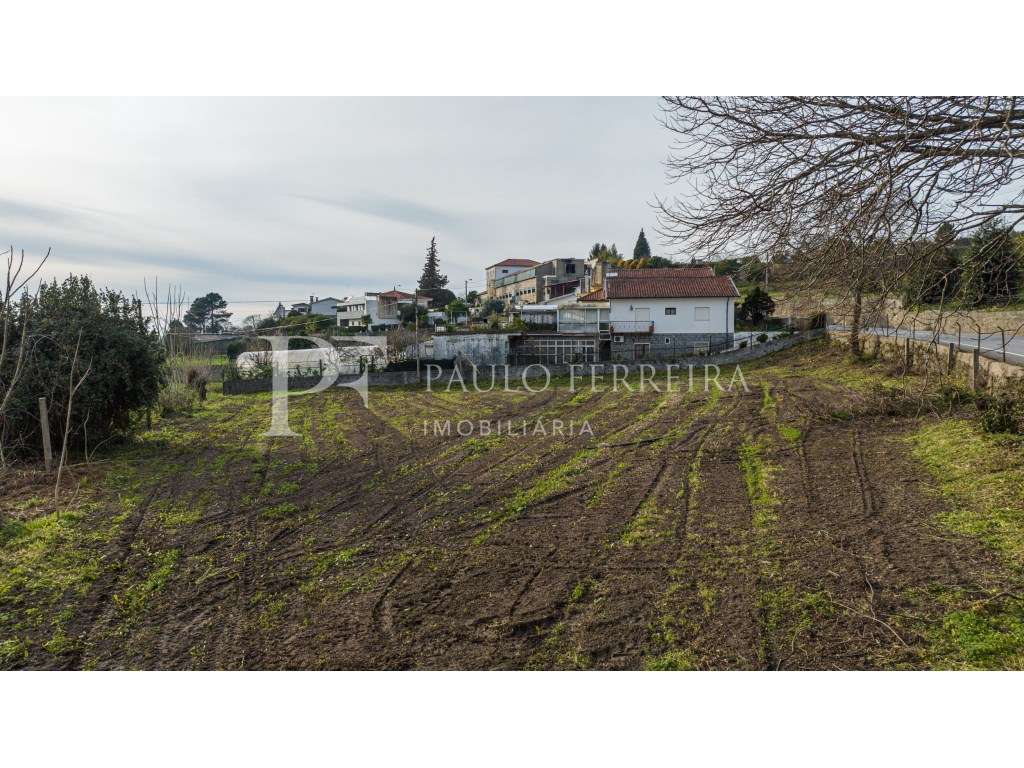 Lote de Terreno Urbano 1024m² - Mouquim, Famalicão - Grande imagem: 2/20