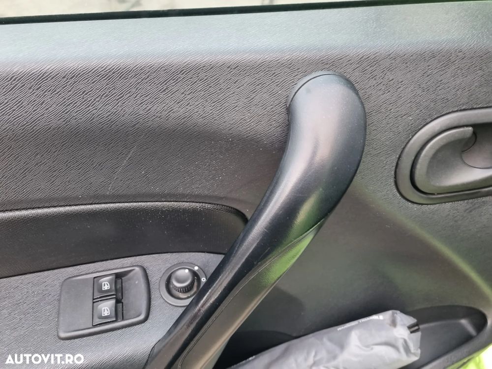 Renault Kangoo dCi 90 FAP TomTom Edition - 18