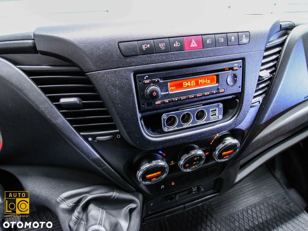 Iveco DAILY 35S15 BRYGADÓWKA 7 OSÓB - 16