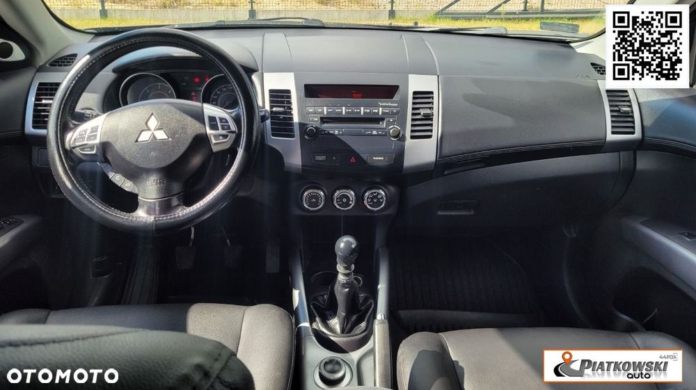 Mitsubishi Outlander - 15