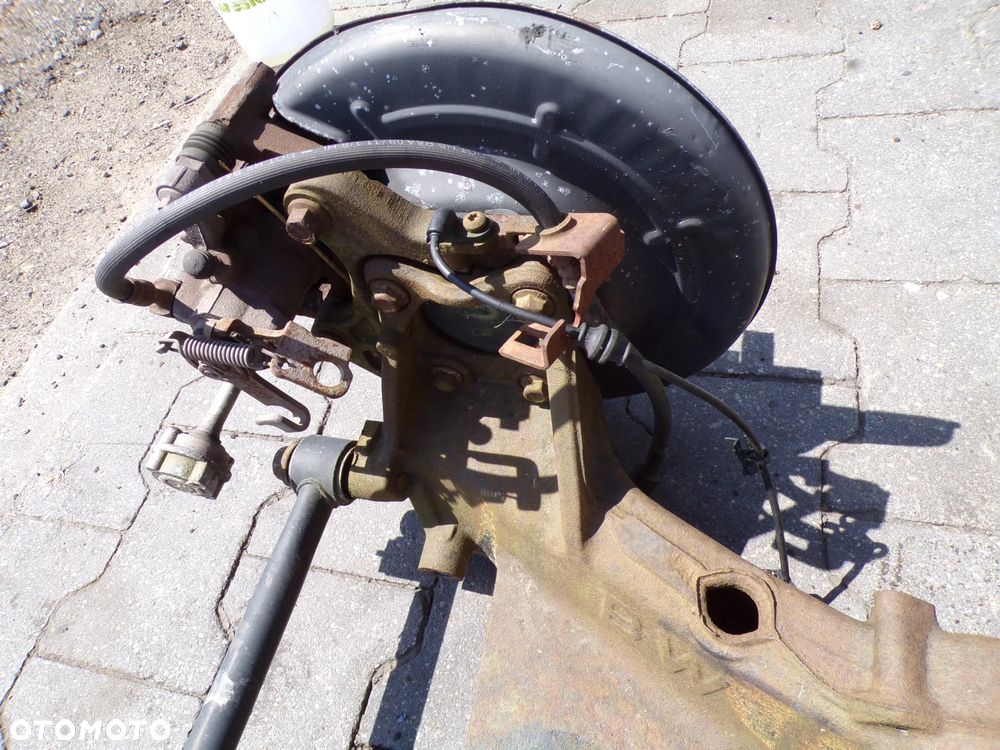 BELKA OŚ ZAWIESZENIA TYŁ OPEL ASTRA J - 6