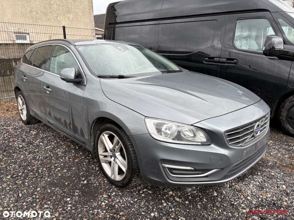 Volvo V60 D2 Drive-E Momentum - 2