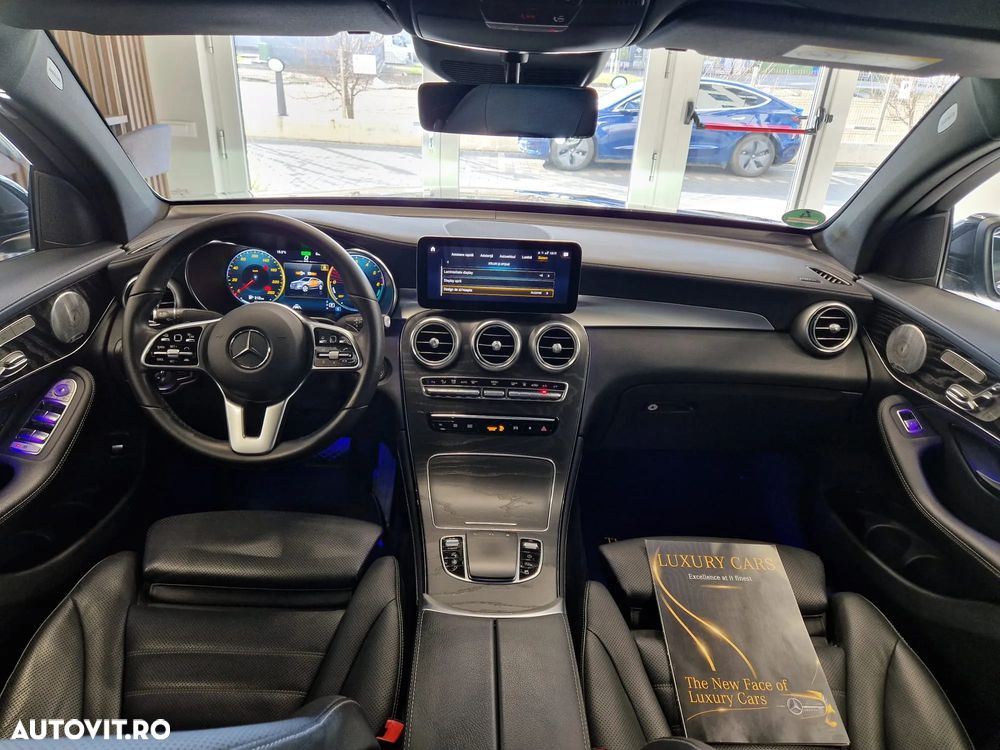 Mercedes-Benz GLC Coupe 300 de 4Matic 9G-TRONIC - 3