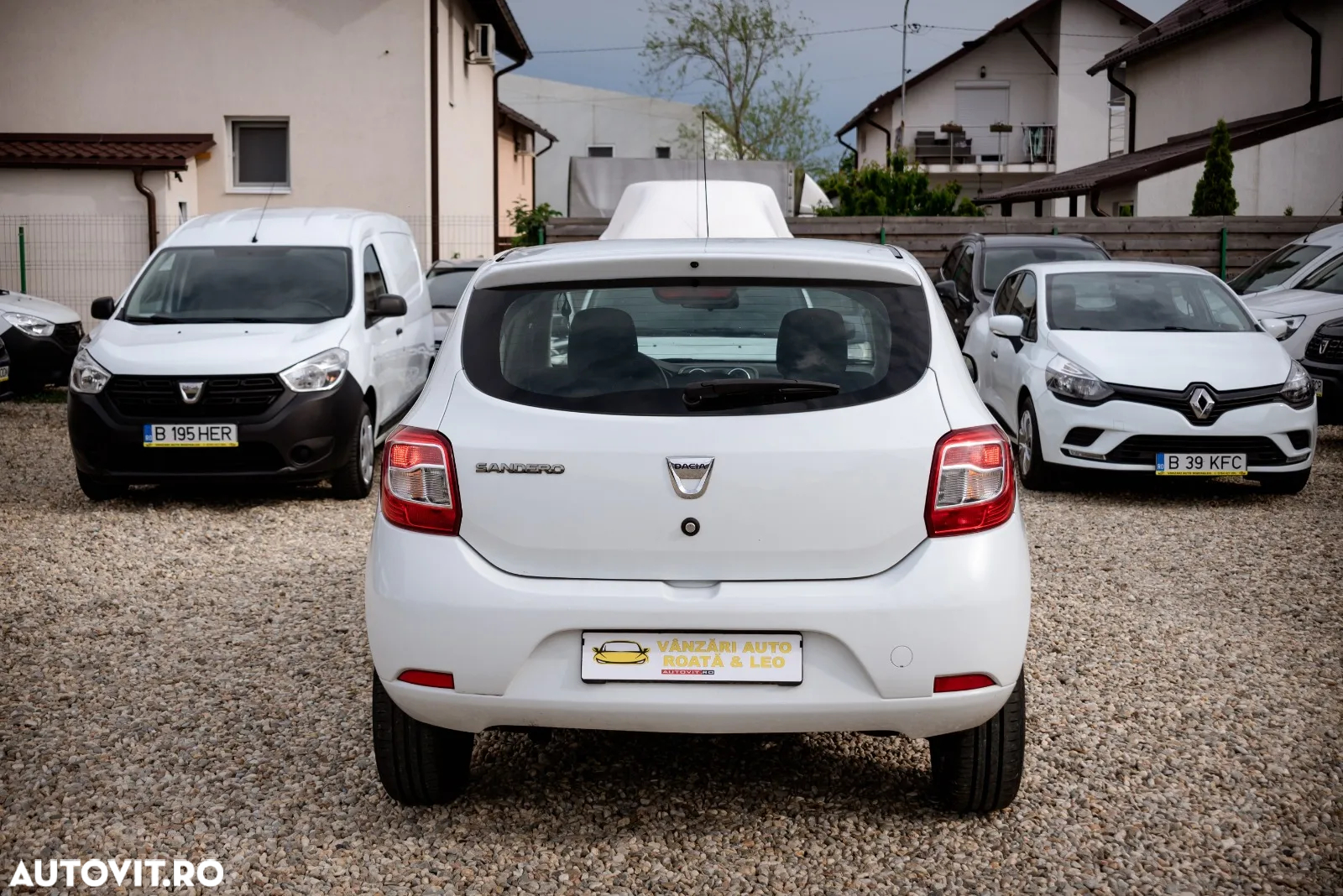 Dacia Sandero - 8