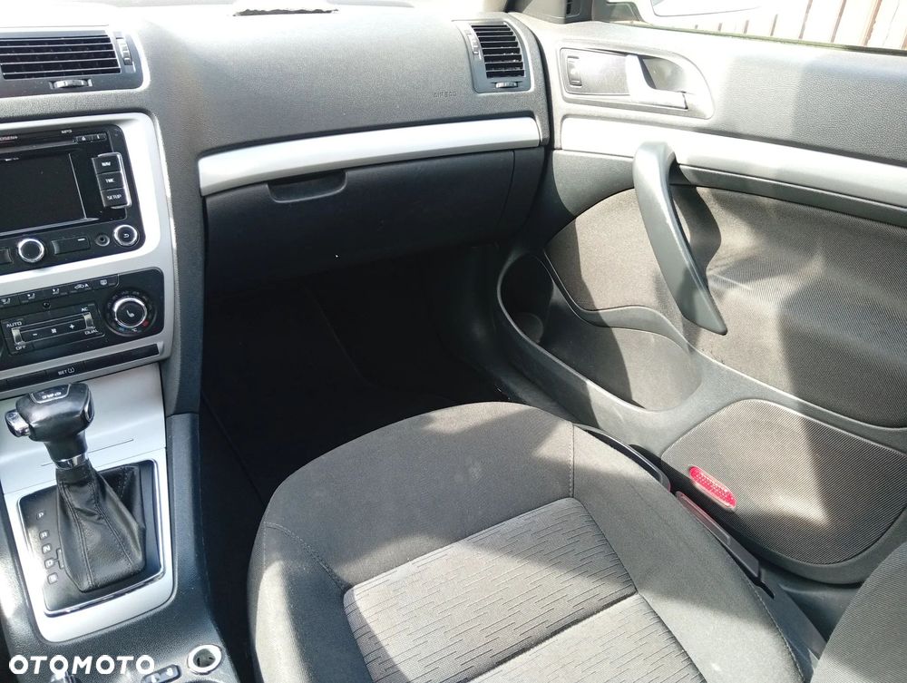 Skoda Octavia 2.0 TDI DPF Ambition DSG - 11