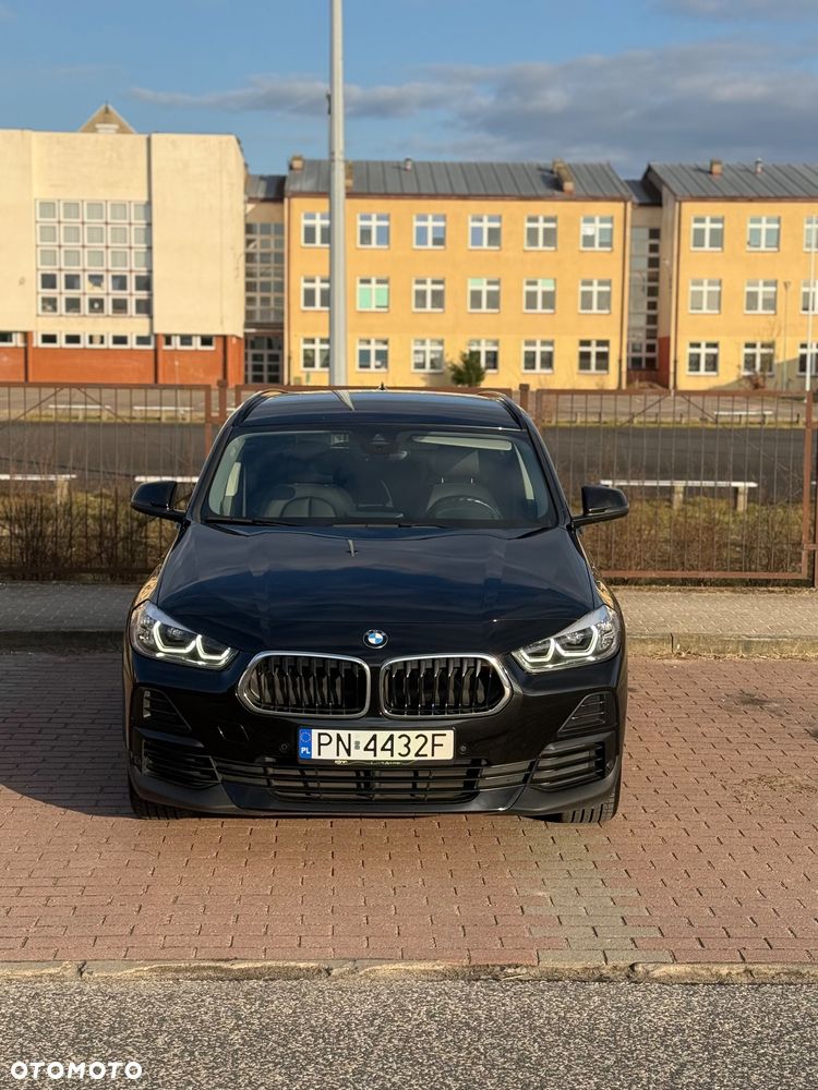 BMW X2 sDrive18d Advantage Plus - 24