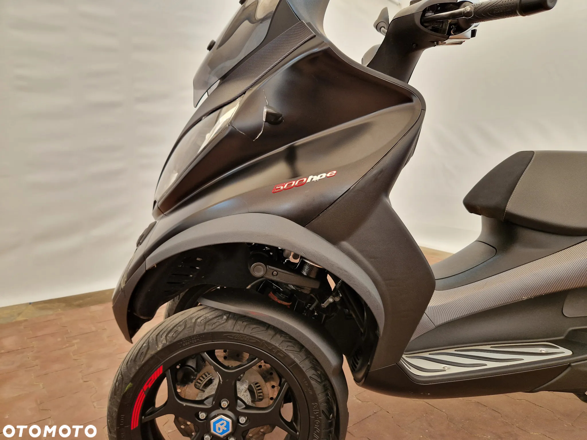Piaggio MP-3 - 34