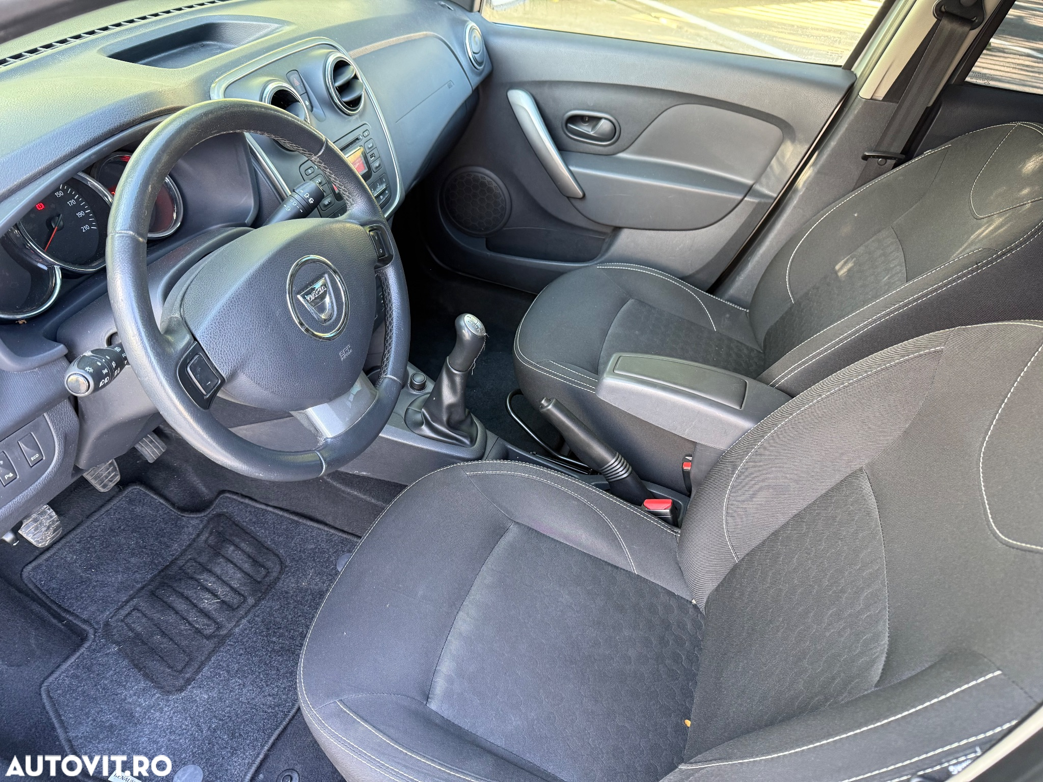 Dacia Logan 0.9 90CP Ambiance - 6